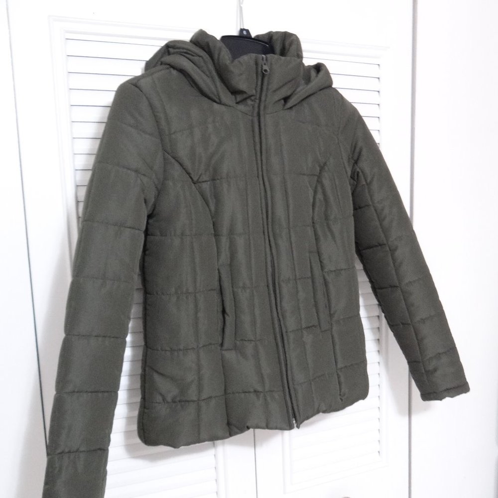 Puffer Jacket - Picture 8 of 8